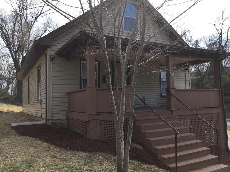 1st image of 1305 Kirk Ave SE