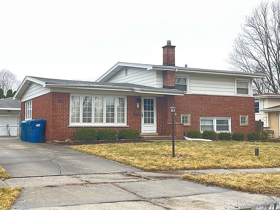 2nd image of 232 Roberta Ln