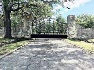 1082 Hidden Hills Dr, Dripping Springs, TX 78620