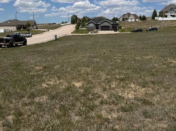 1805 Jordan Dr, Gillette, WY 82718