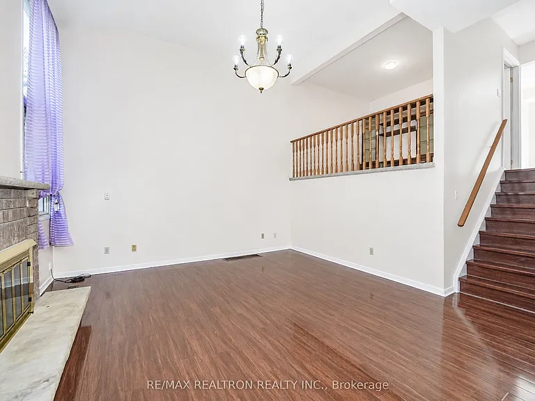 25 Cardwell Ave #24 — Photo 10
