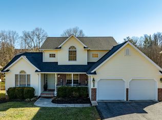 2915 Antioch Rd, Johnson City, TN 37604