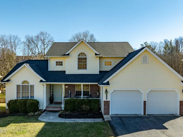 2915 Antioch Rd, Johnson City, TN 37604