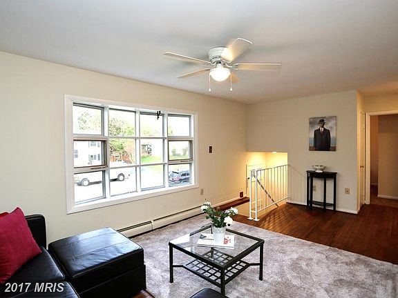 3rd image of 4315 Kenwood Dr