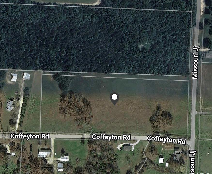 2nd image of 103 Coffeyton Rd