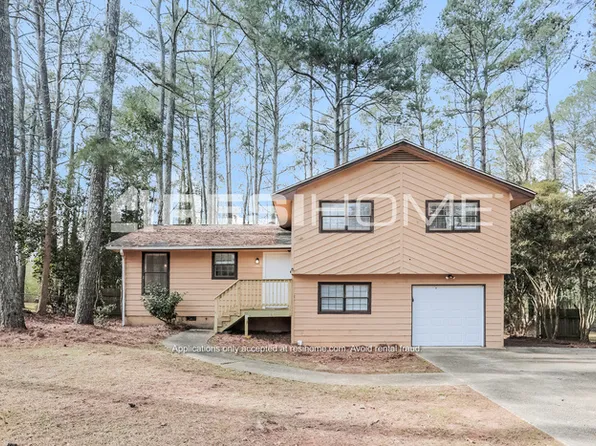 3943 Woodland Cir SE, Conyers, GA 30013