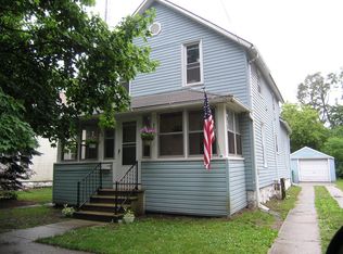 408 Maple St, Three Rivers, MI 49093