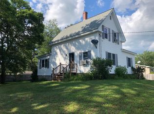 9 Merrick St, Berwick, ME 03901