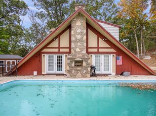 835 Great Rd #1, North Smithfield, RI 02896