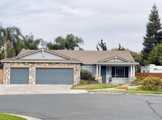 2312 N Peppertree St, Visalia, CA 93291