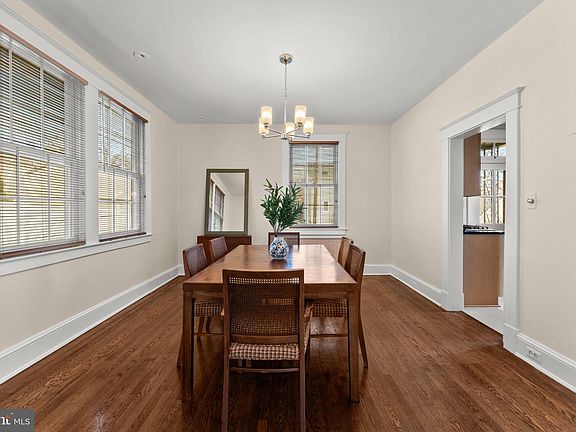 3rd image of 503 Kingston Rd