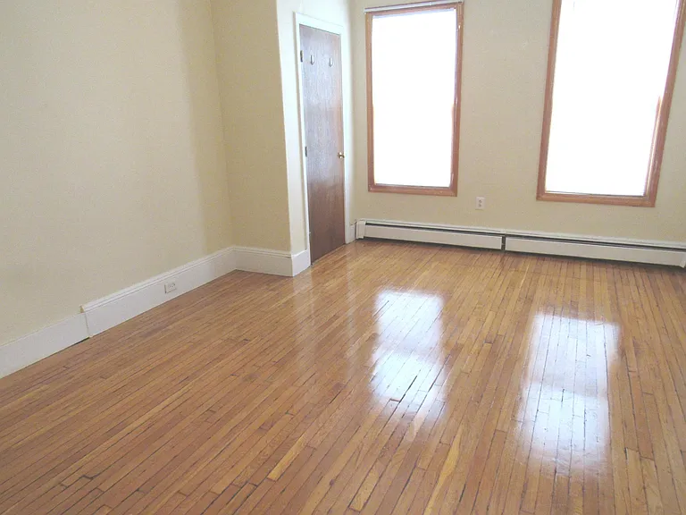 188 Hillside St #2 — Photo 10