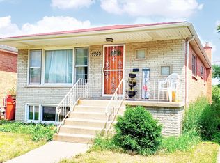 7753 Mayfield Ave, Burbank, IL 60459