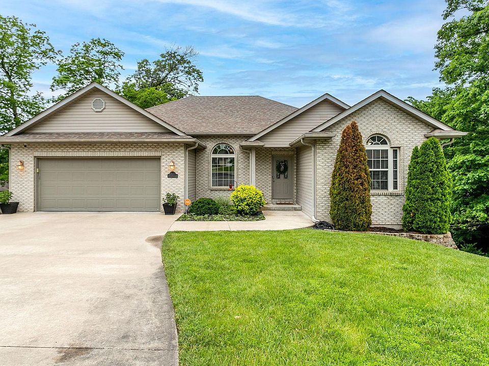 1st image of 613 Adens Woods Ct