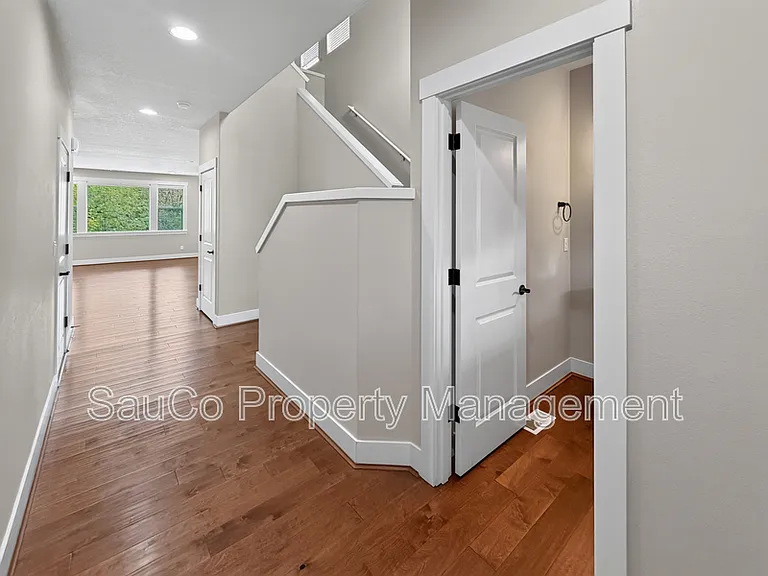 20269 SW Gracie St — Photo 3