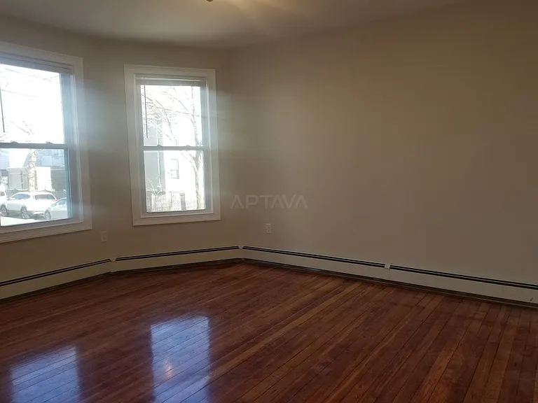 47 Fremont St #2 — Photo 14