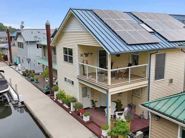 14587 NW Larson Rd #4, Portland, OR 97231