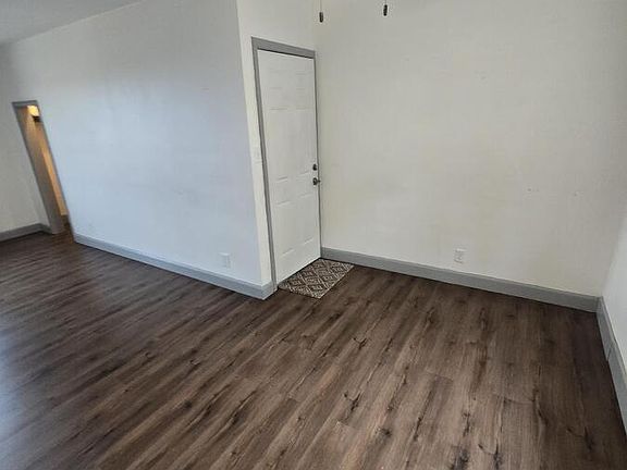 2nd image of 604 7th St S APT 2