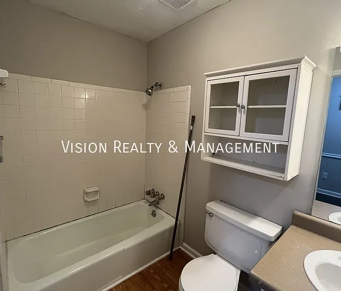 153 Carroll Cir — Photo 37