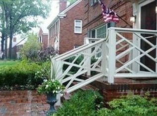 2339 Glendon Rd, University Heights, OH 44118