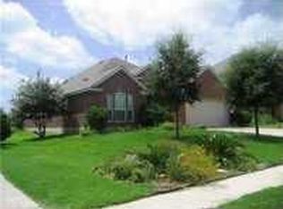 211 Paddington Dr, Kyle, TX 78640