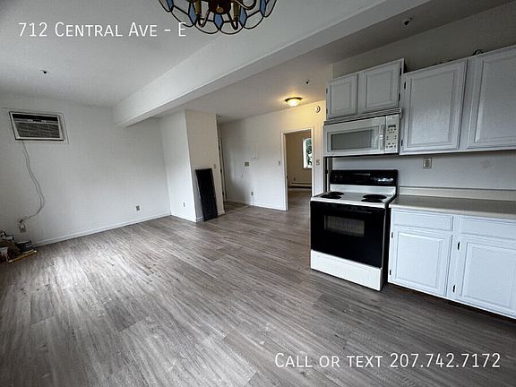 4th image of 712 Central Ave #E