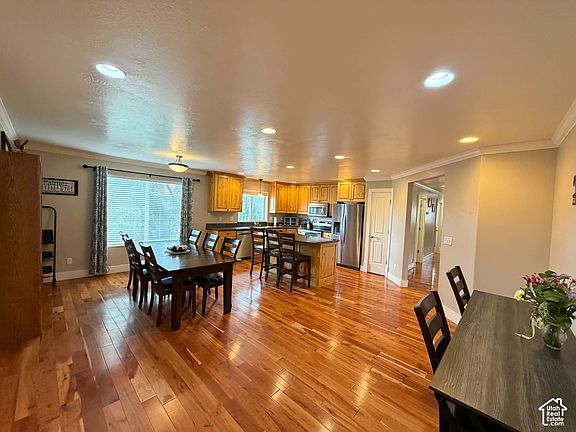 5th image of 190 N Balsam Way