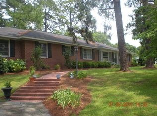1202 Center Dr, Vidalia, GA 30474