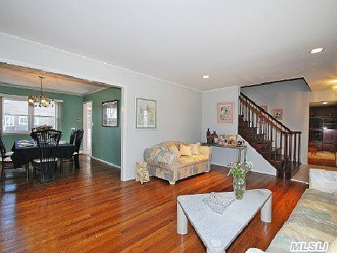 5th image of 28 Kennedy Dr
