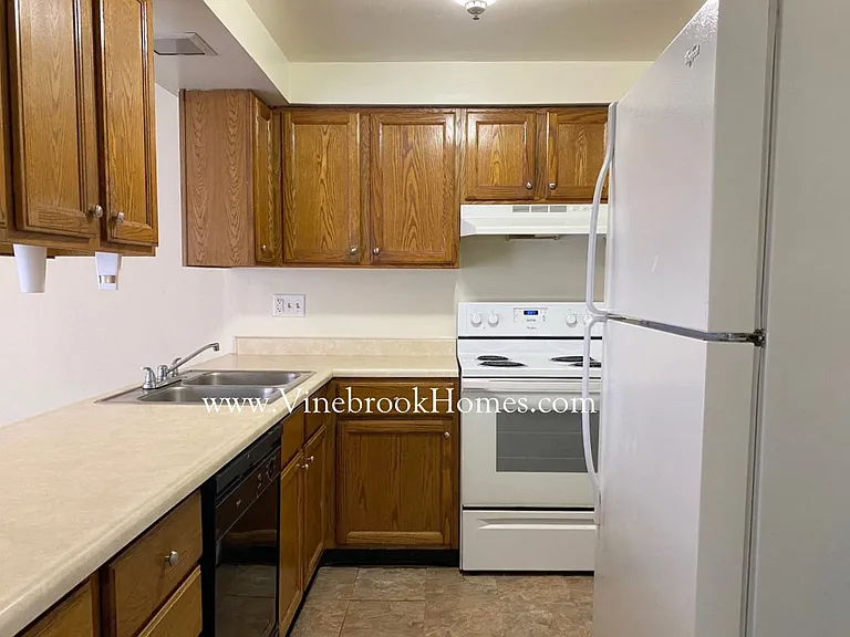 7576 Mount Whitney St — Photo 5