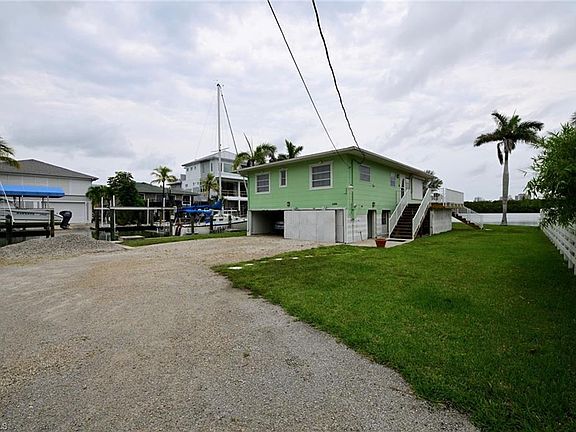 2nd image of 6000 Cajeput Ln