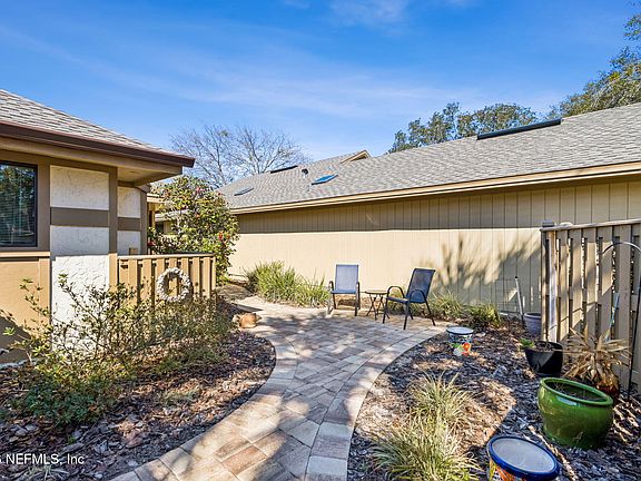 3rd image of 122 OCEAN RIDGE Drive