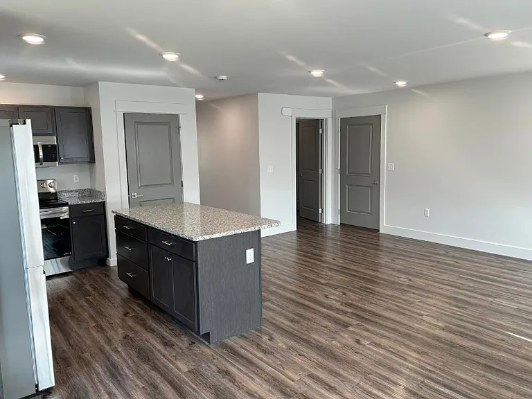 36 W Hauser Rd #1 — Photo 7