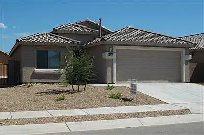 7449 S Pacific Willow Dr