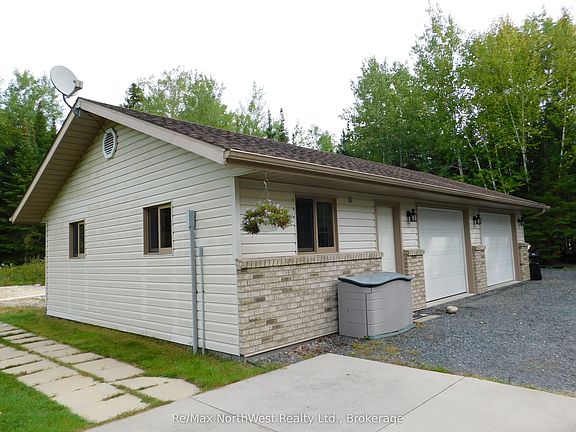5th image of 785 Sandy Beach Rd
