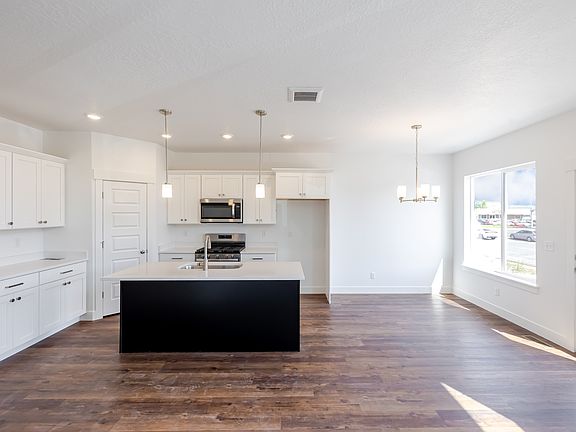 5th image of 1733 W Jadeite Ln #117