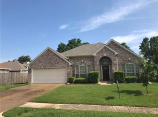 1031 Pondview Dr, Cedar Hill, TX 75104