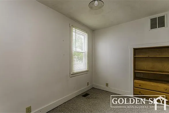1417 W Memorial Dr #1 — Photo 9