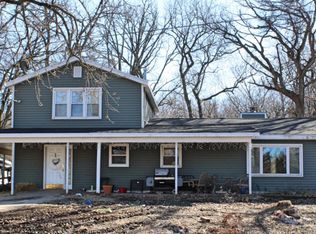 W8157 Creek Rd, Delavan, WI 53115