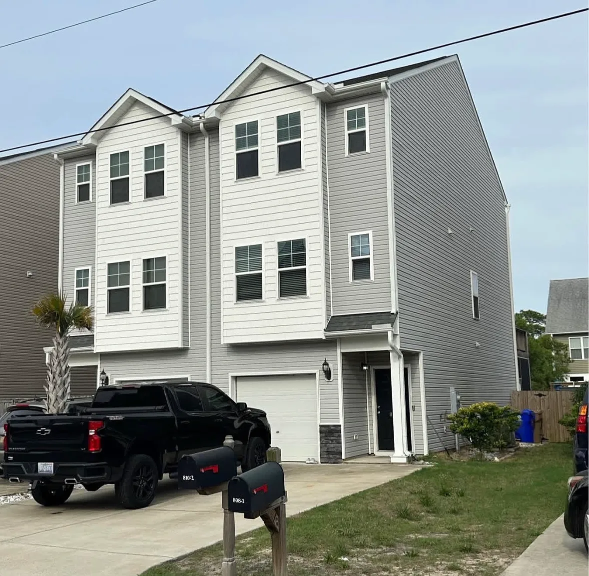 3 bed, 3.5 bath, 2000 sqft, $2,900 — Photo 1