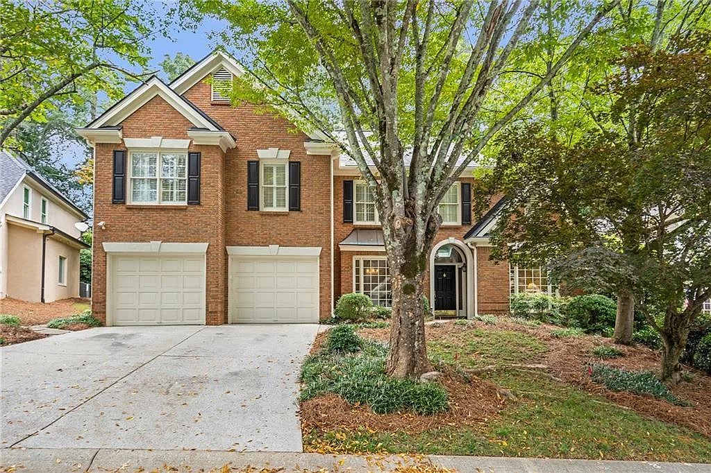 4 bed, 3.5 bath, 3028 sqft, $8,000 — Photo 1