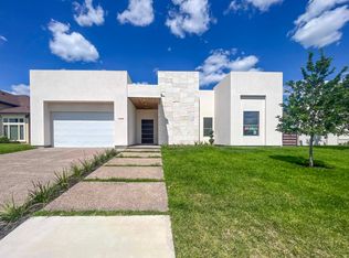 7405 Sylvia Plath Dr, Laredo, TX 78041
