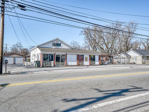 2nd image of 249 N Spring St