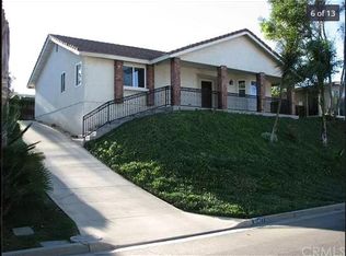 30477 Golden Gate Dr, Canyon Lake, CA 92587
