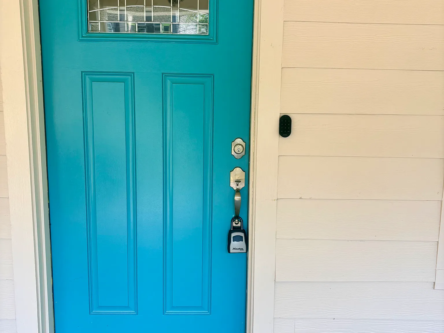 5 bed, 3000 sqft, $4,650 — Photo 4