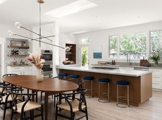 130 E Floresta Way, Menlo Park, CA 94028