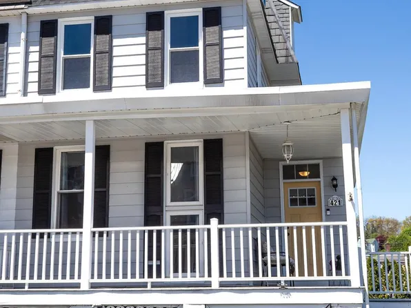 421 W 2nd Ave, Parkesburg, PA 19365