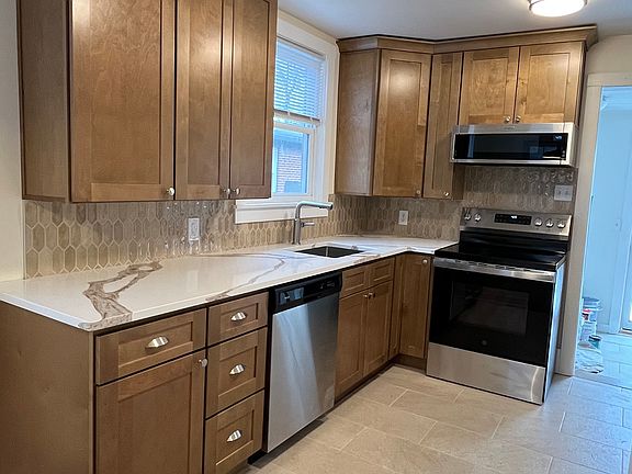 5th image of 5131 N College Ave