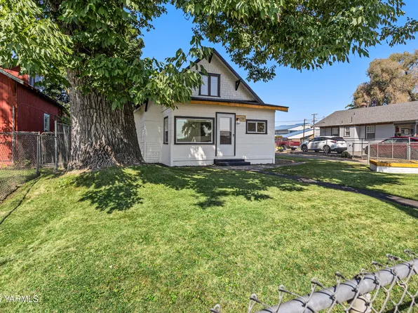 732 S Fair Ave, Yakima, WA 98901