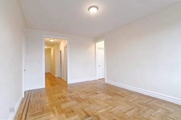 Rented by Hillel Realty Group | media 13